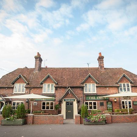 Swan, Thatcham By Marston'S Inns Buitenkant foto